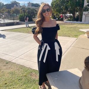 Black dress with Bow Details | Small | Bump friendly